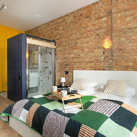 Klimatyzowane I Stylowe W Poznaniu Blisko Parku By Renters Apartment Posen
